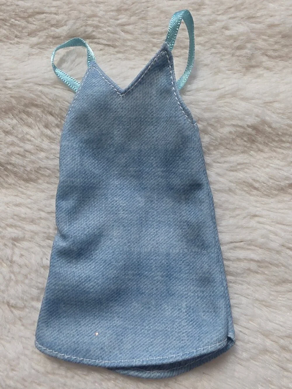 2019 Barbie Mattel Play 'n' Wash Pets Blue Dress Fashion Doll Clothes